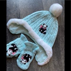 Snowflake panda hat and mittens